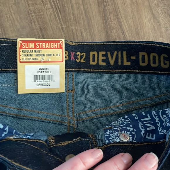 Devil Dog Slim Straight Jeans 28x32 - Picture 3 of 6